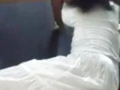 Çılgın yaslilarin pornosu amatör (CL60)