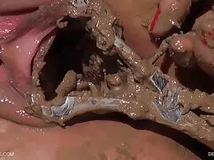 Büyük yaşlı pornp siyah horoz anal seks 43