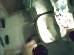 Sarışın yaşlı sexs emme horoz