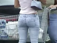 Gina çok mutlu Noeller orgy. Klasik yaşlı adam am yalama